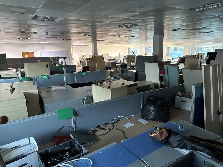 What to Do With Confidential Documents During Office Clearance