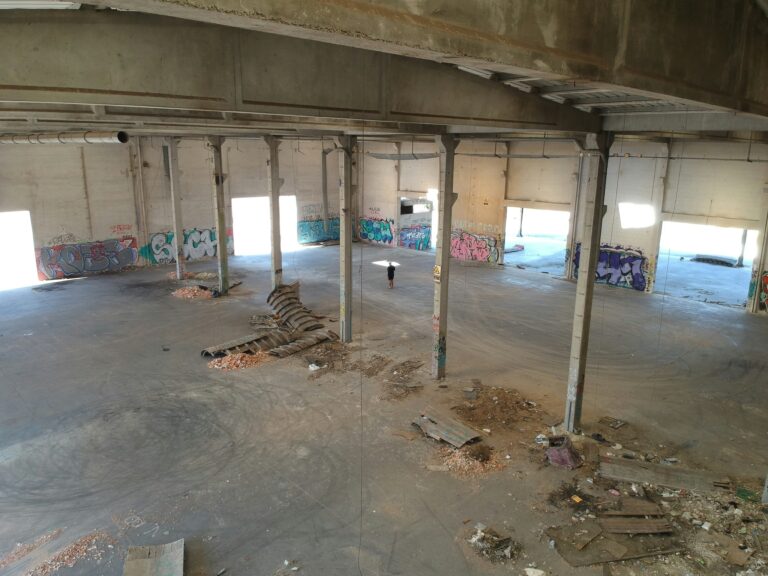 Common Mistakes to Avoid During a Soft Strip Project
